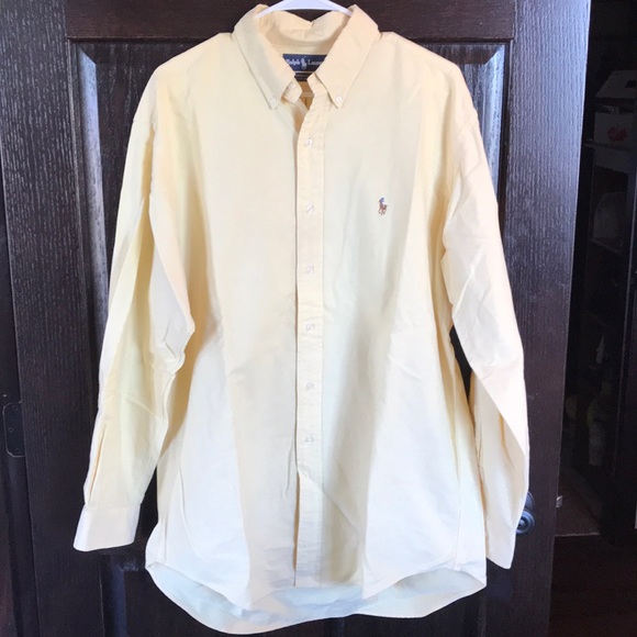 3/$20 Men’s Ralph Lauren Yarmouth Buttondown - Picture 2 of 6